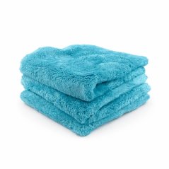 Detail mikrovlákna Zerda Plush Buffing Towel pro bezpečné leštění laku