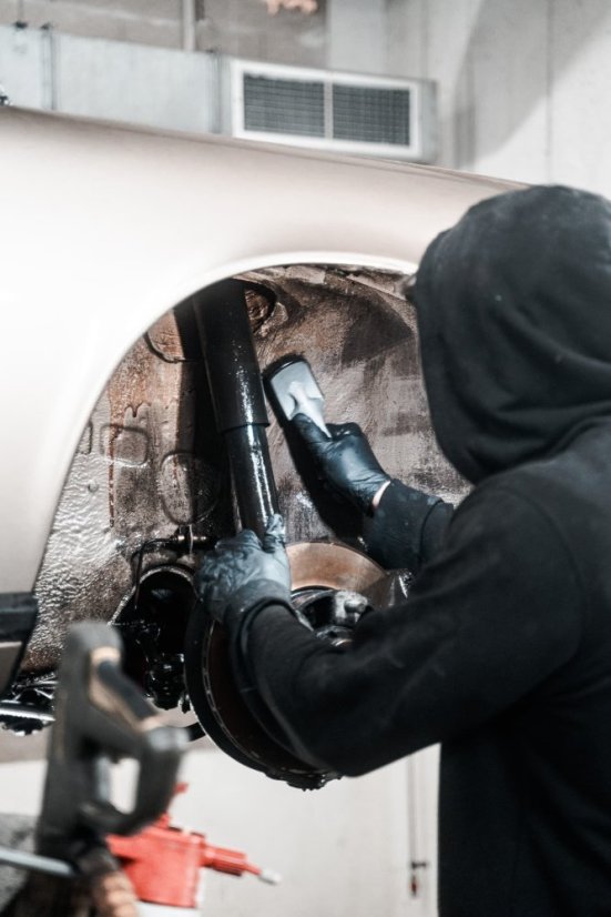 IAM DEGREASER - pro čištění motoru a podvozkových částí - Objem: 1000 ml