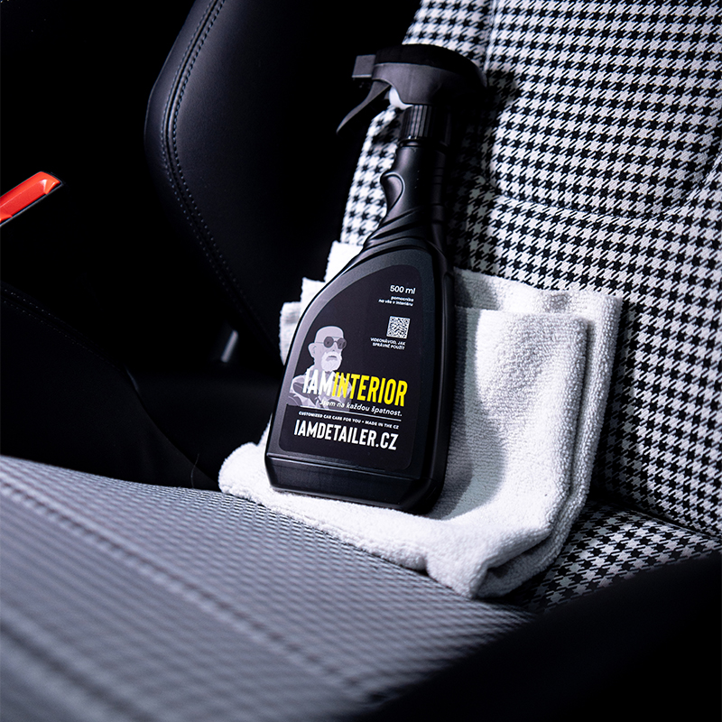 IAM INTERIOR - univerzální čistič všech povrchu v interiéru - Objem: 100ml