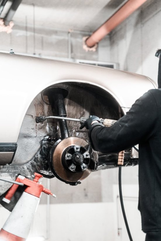 IAM DEGREASER - pro čištění motoru a podvozkových částí - Objem: 1000 ml